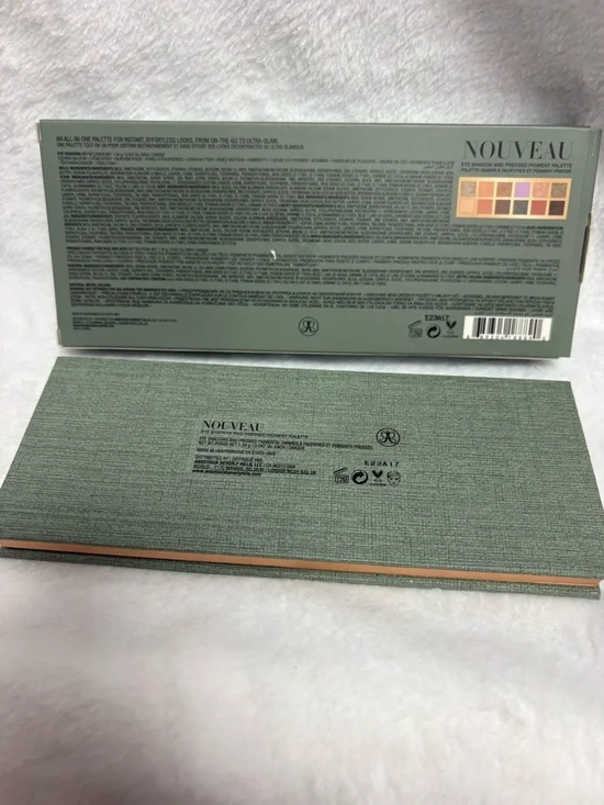 Anastasia Beverly Hills Bundle Eyeshadow Lip Gloss and Brow Definer New In Box - Picture 12 of 12